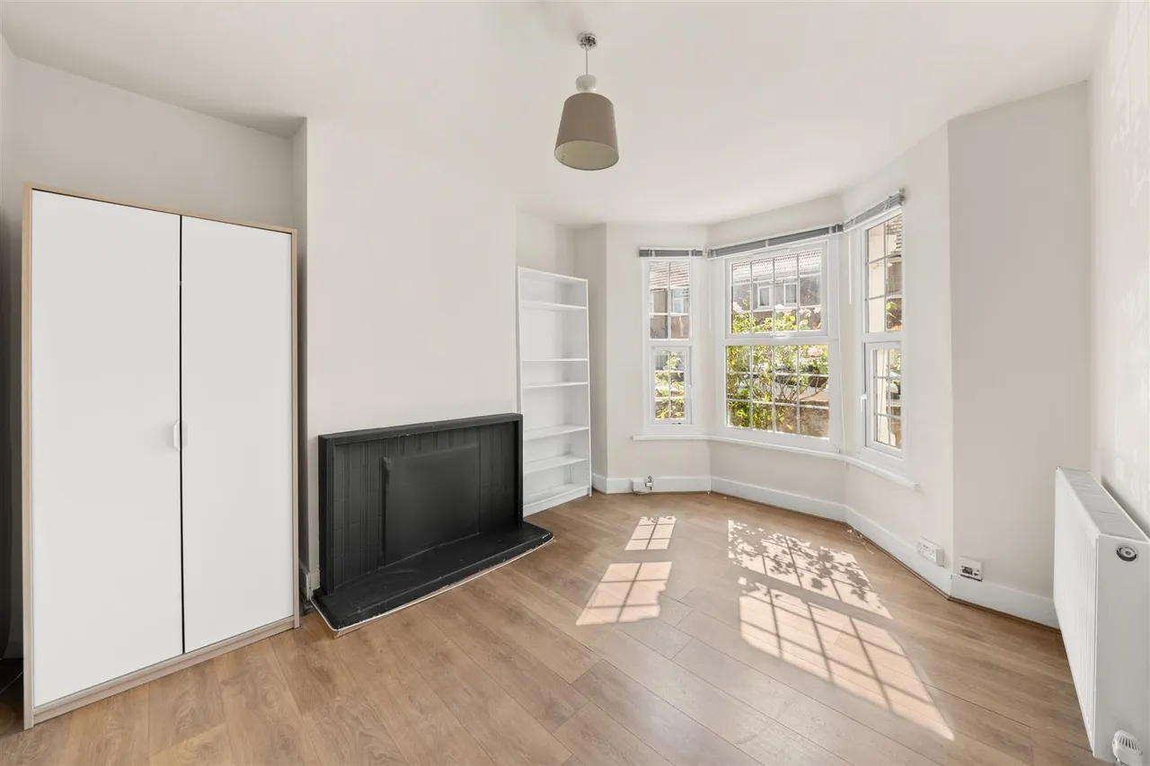 Mill Avenue, Uxbridge, photo 6
