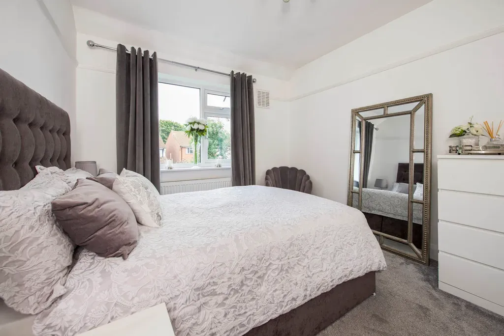 Southfield Close, Uxbridge, photo 24