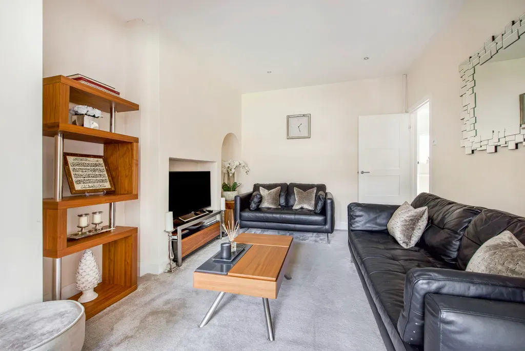 Southfield Close, Uxbridge, photo 14