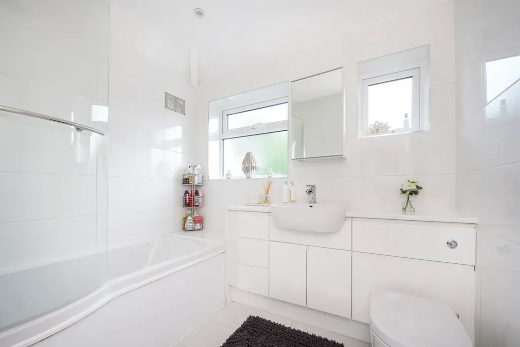 Southfield Close, Uxbridge, photo 25