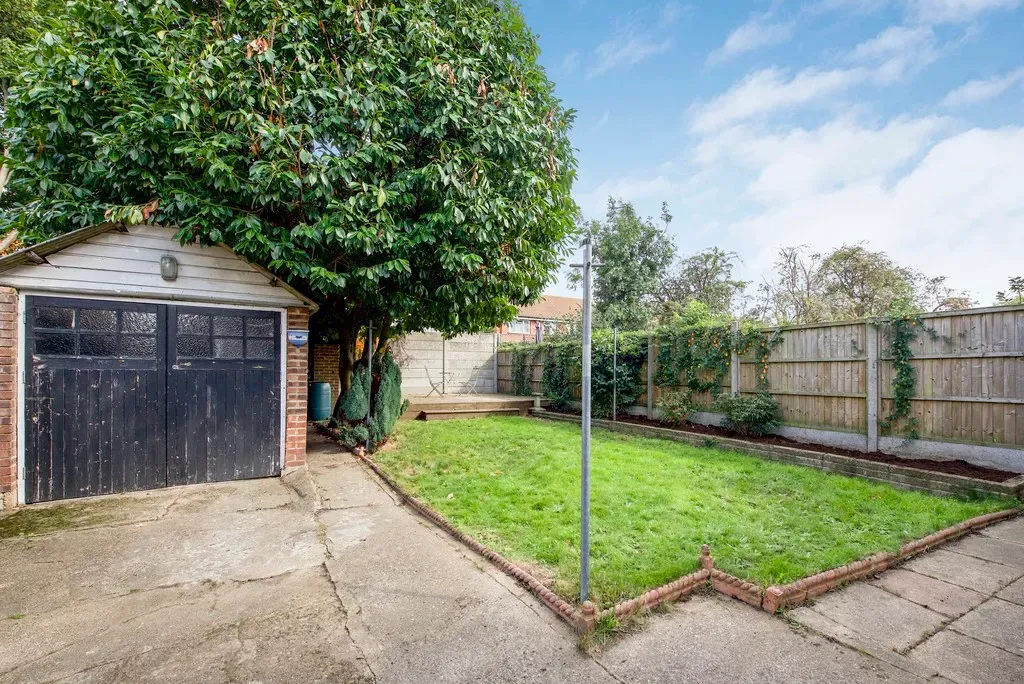Southfield Close, Uxbridge, photo 20
