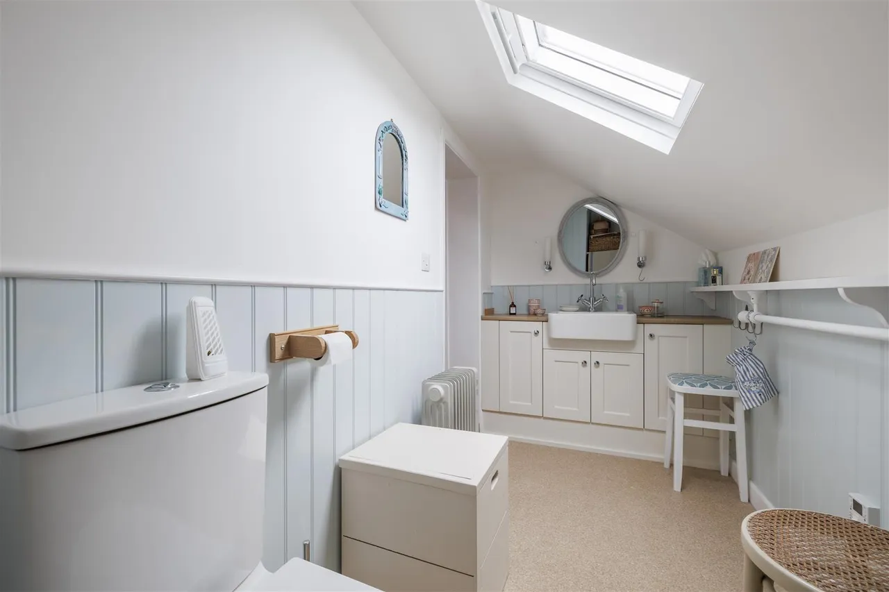 Chediston Street, Halesworth, IP19, photo 17