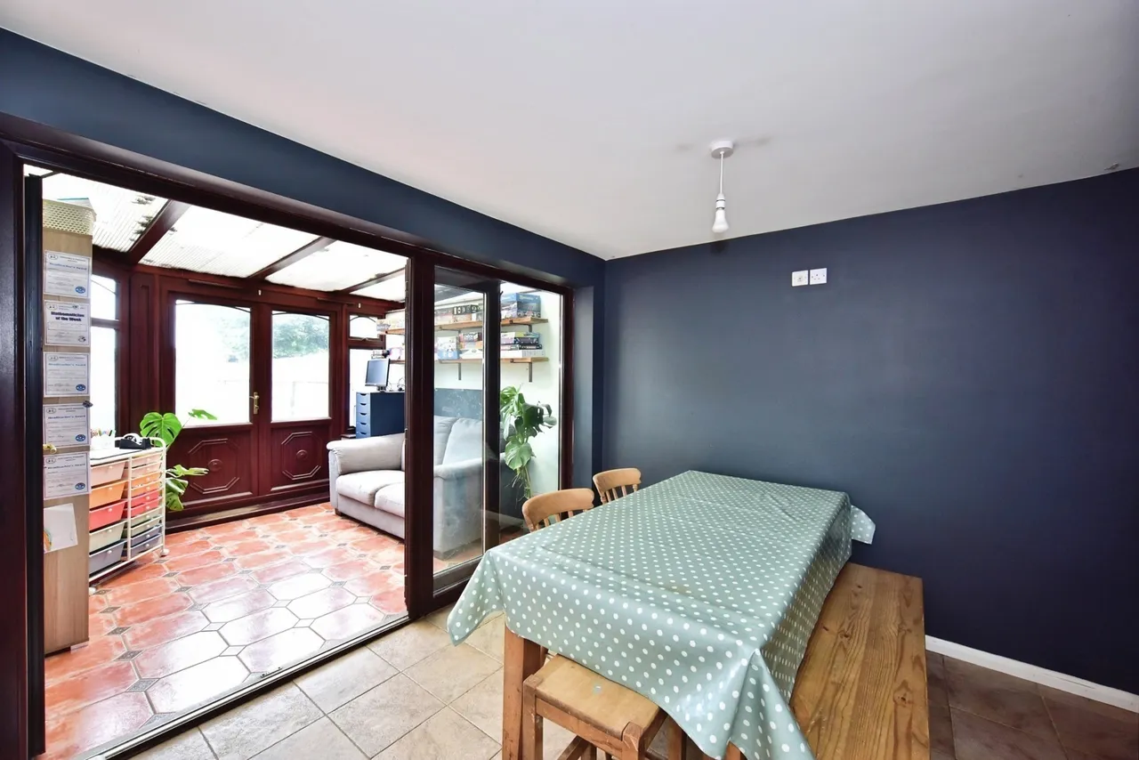 Baker Close, Teynham, Sittingbourne, Kent, ME9, photo 5