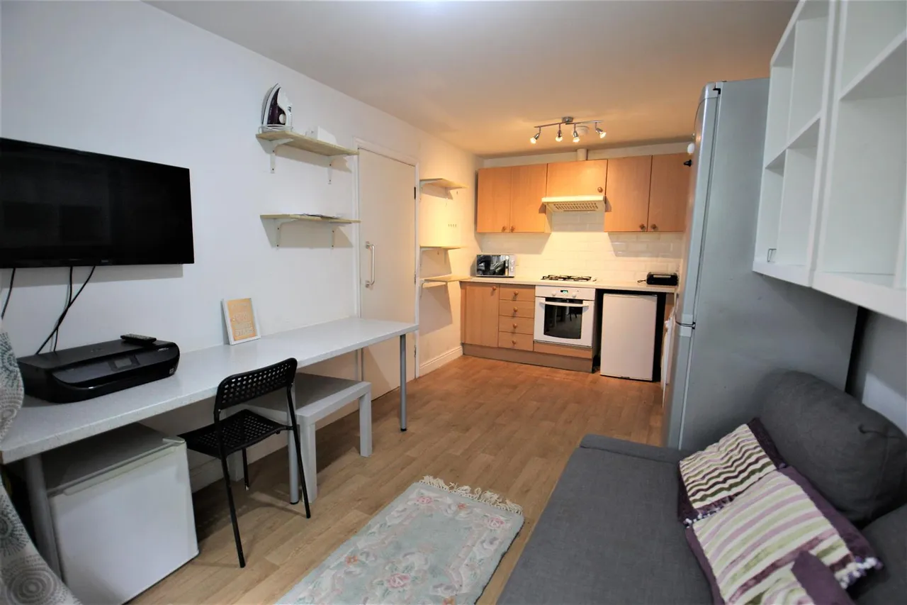 Victoria Street, Hyde Park, LS3, photo 2