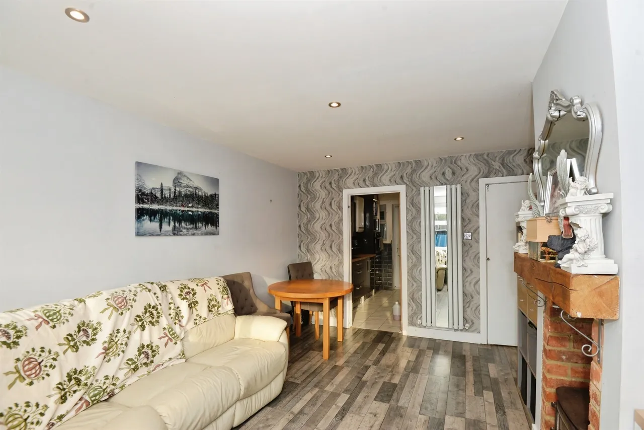 Marlow Road, Stokenchurch, HP14, photo 3
