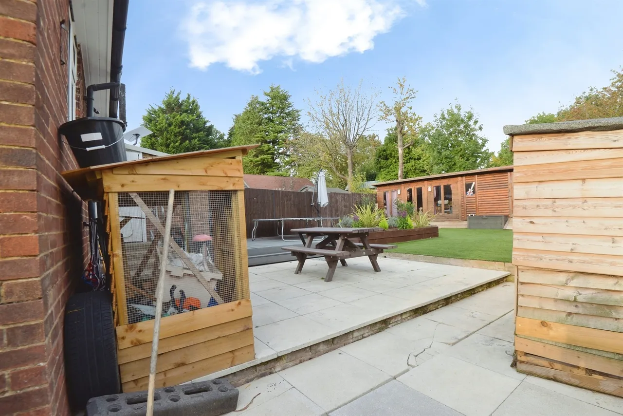 Marlow Road, Stokenchurch, HP14, photo 9