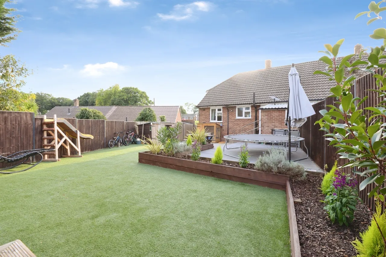 Marlow Road, Stokenchurch, HP14, photo 13