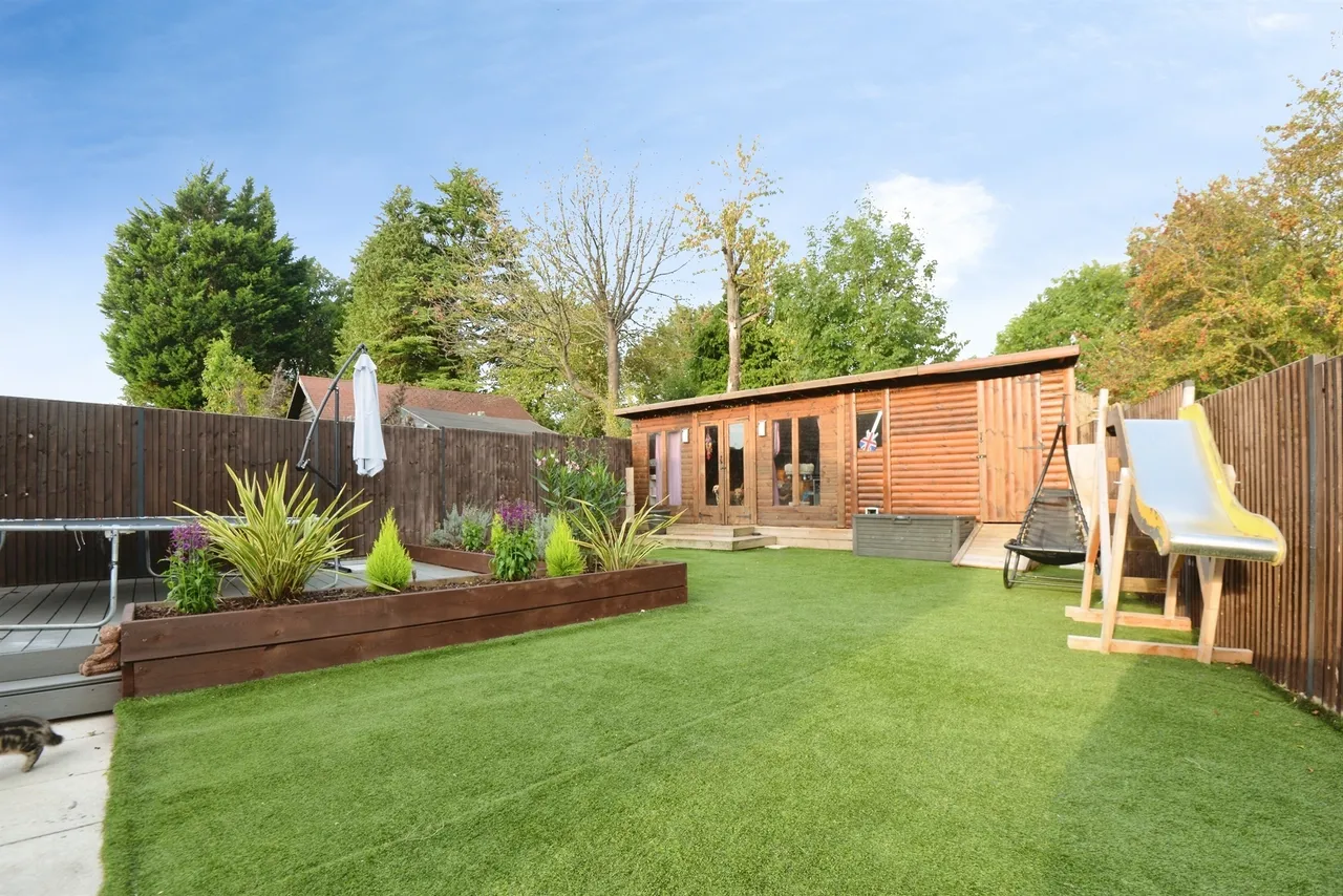 Marlow Road, Stokenchurch, HP14, photo 11