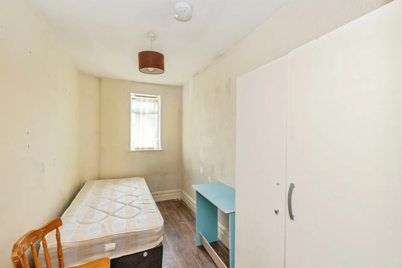 Whippendell Road, Watford, photo 11