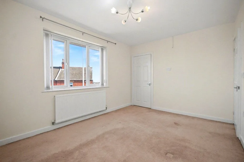 Highfield Road, Netherton, WF4, photo 14