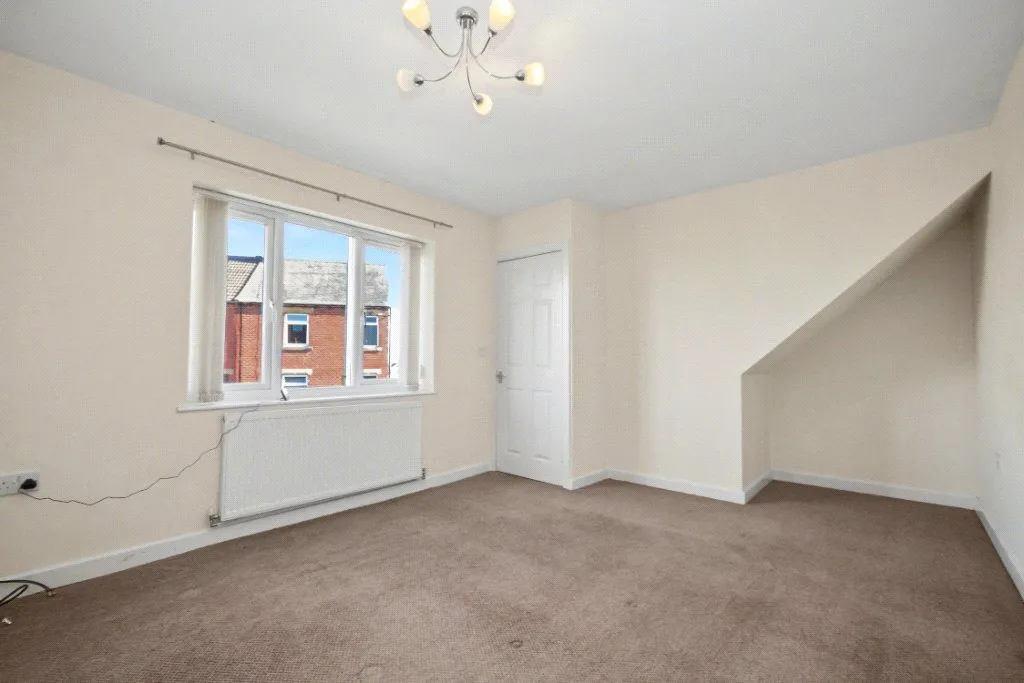 Highfield Road, Netherton, WF4, photo 6