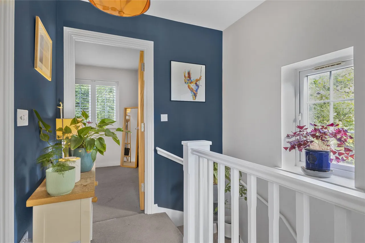 Brookwood Farm Drive, Knaphill, GU21, photo 8