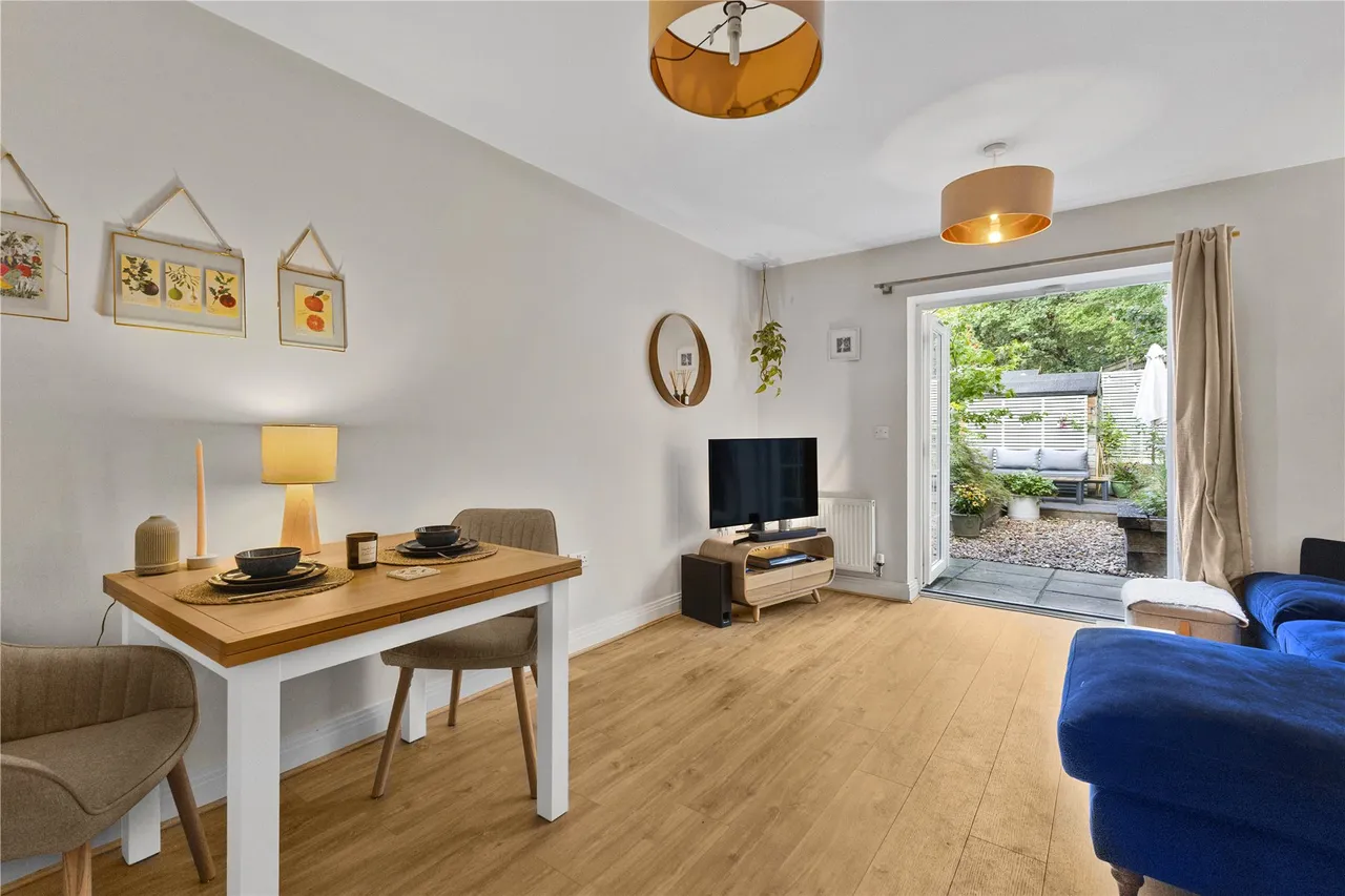 Brookwood Farm Drive, Knaphill, GU21, photo 7