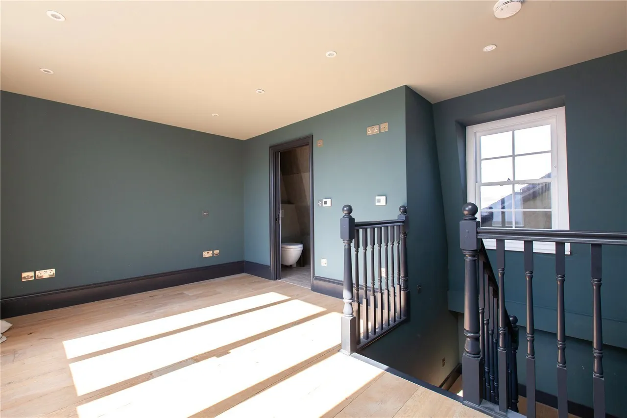 Offord Road, Barnsbury, N1, photo 10
