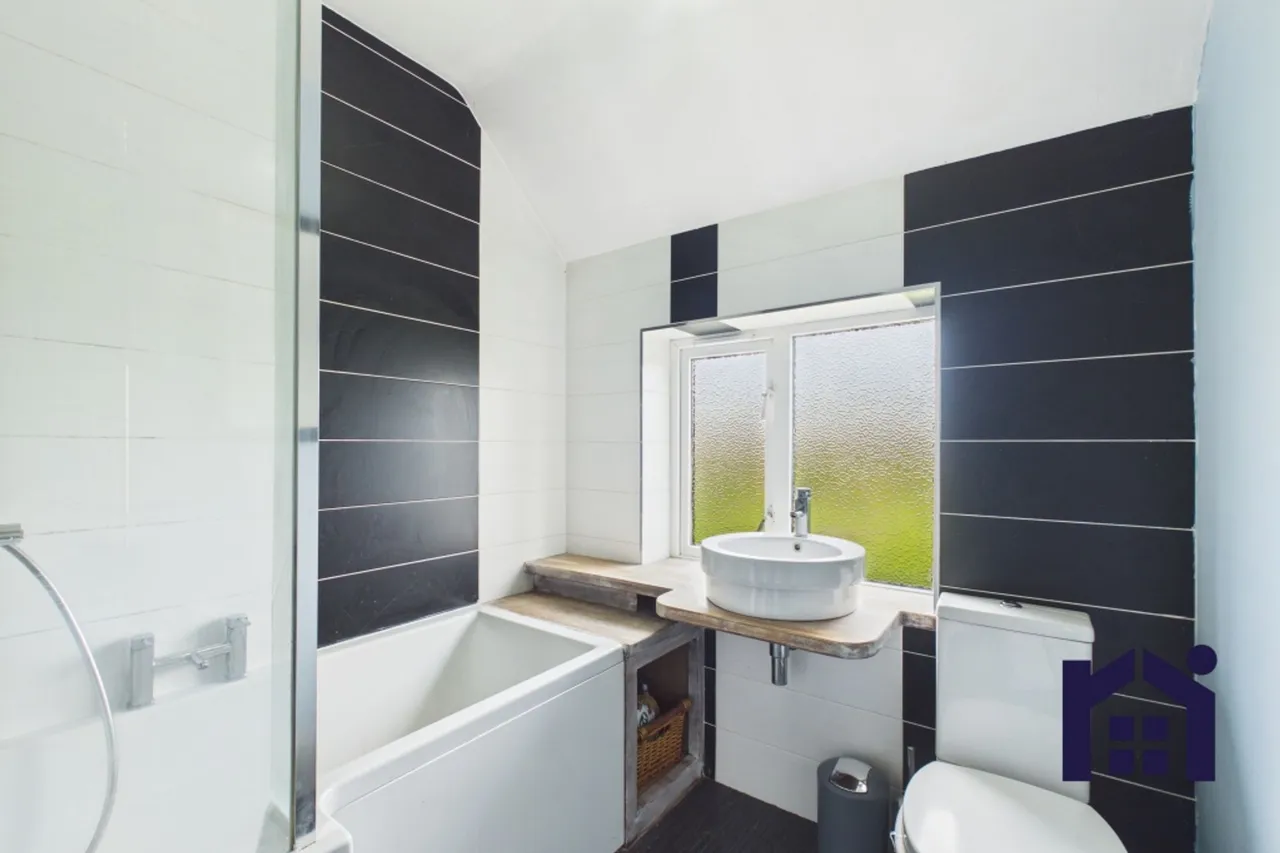 Pompian Brow, Bretherton, Leyland, PR26 9AQ, photo 15