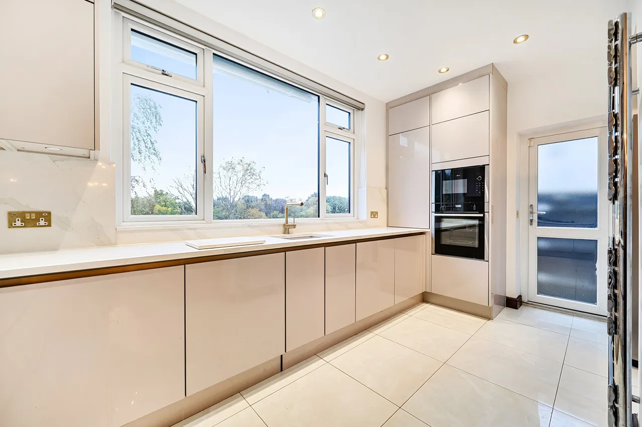 Yeading Avenue, Harrow, HA2, photo 8