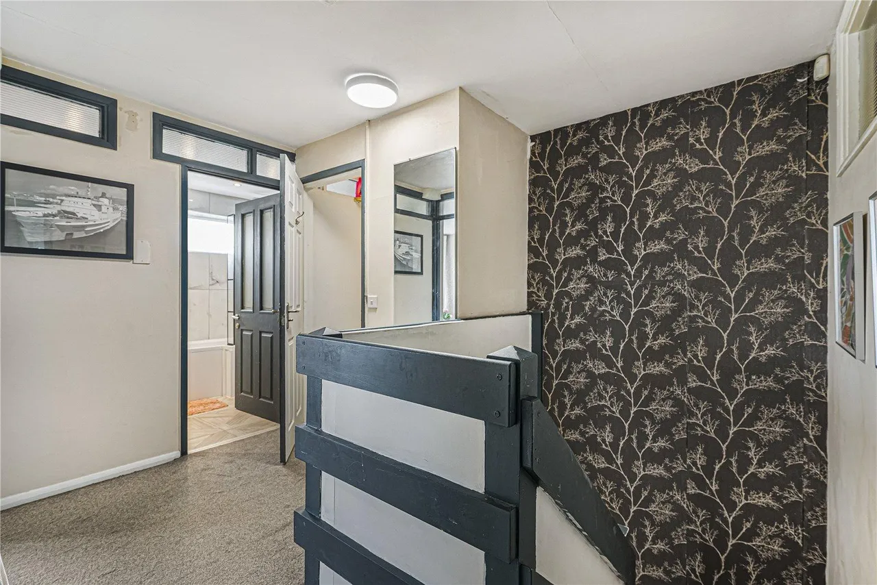 Canterbury Close, Dartford, DA1, photo 29