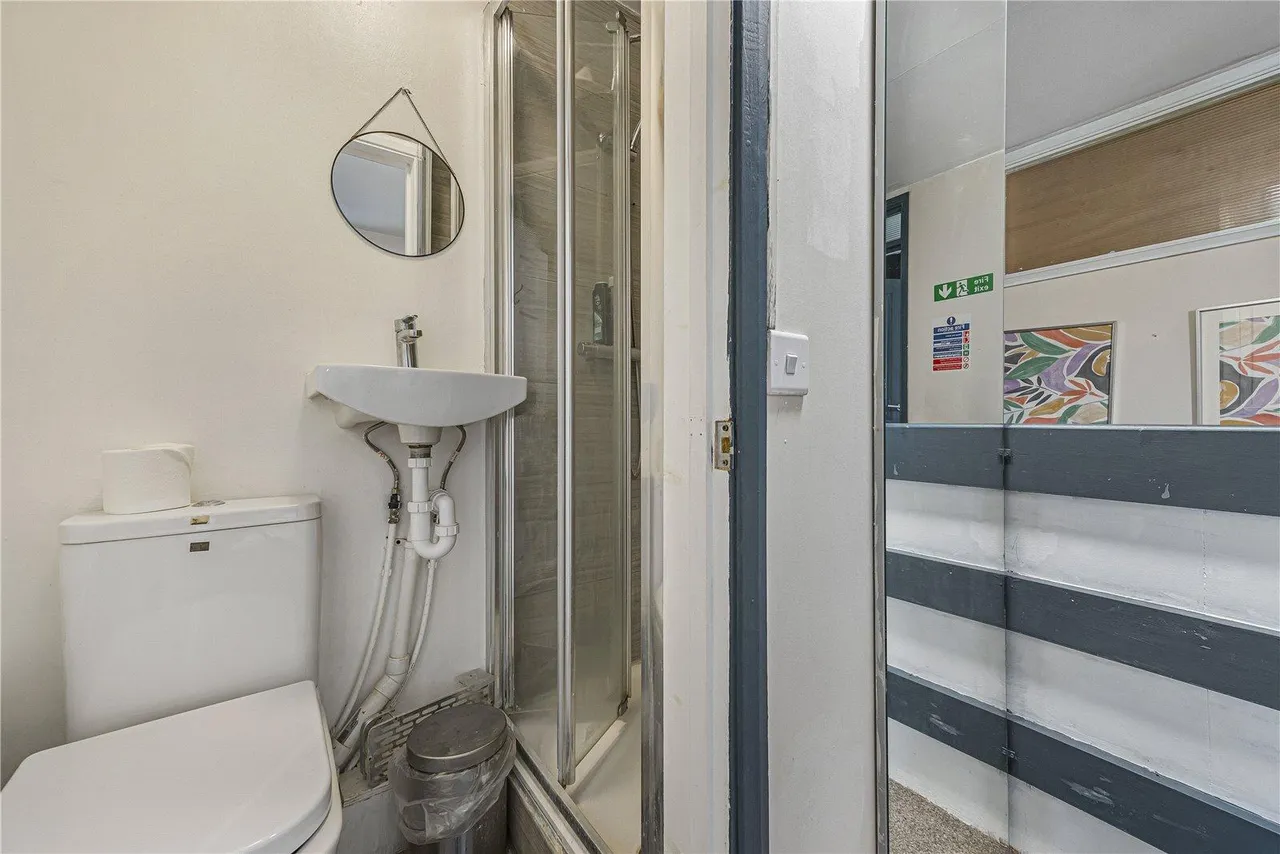 Canterbury Close, Dartford, DA1, photo 34