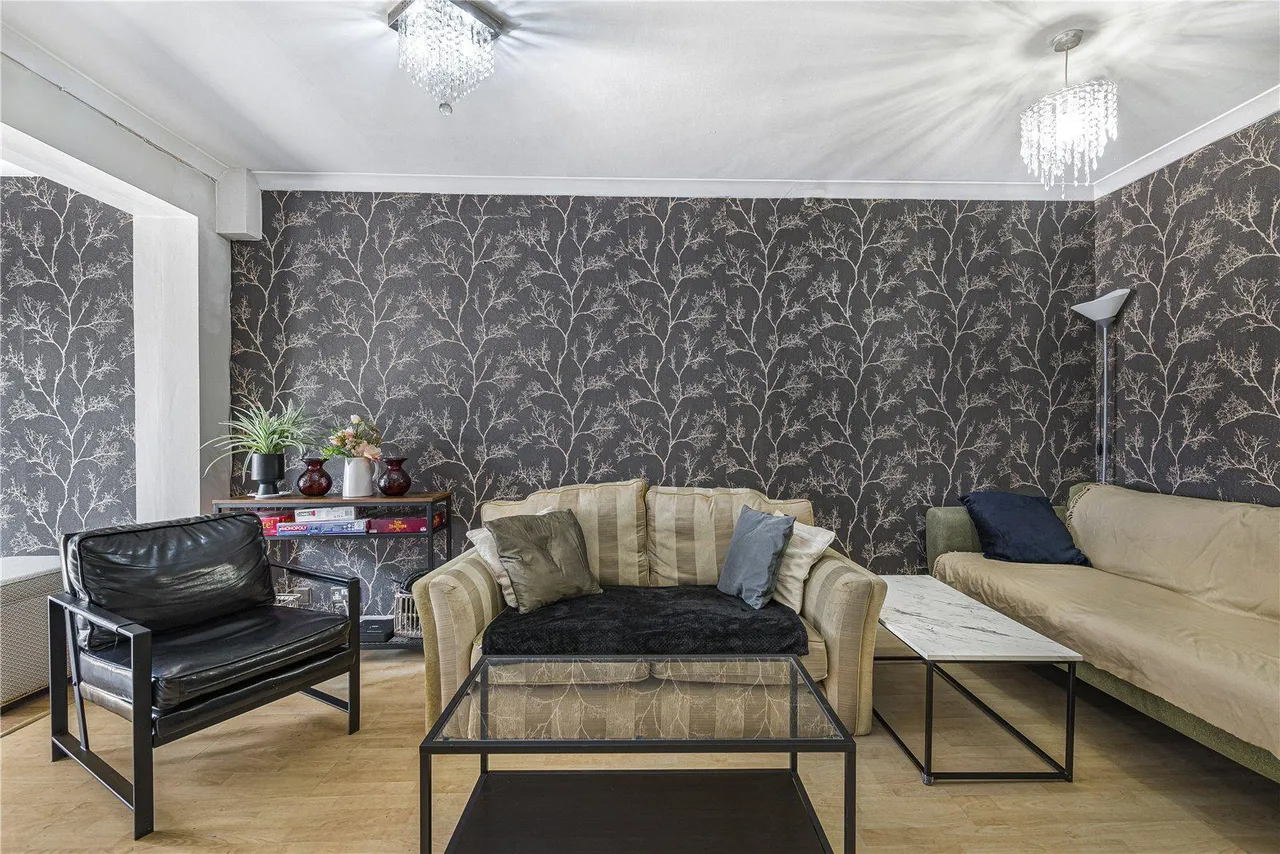 Canterbury Close, Dartford, DA1, photo 2