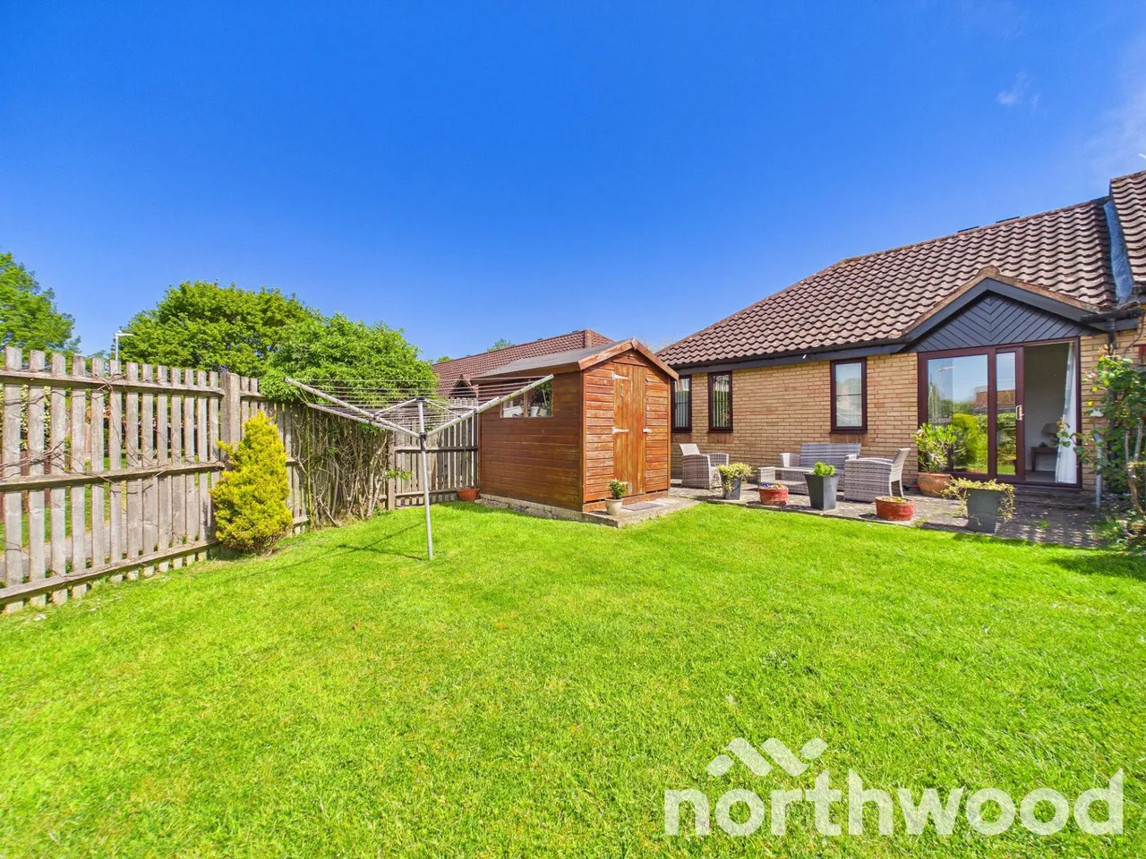 2 bed retirement property for sale, Meridian Court, Singleton, TN23