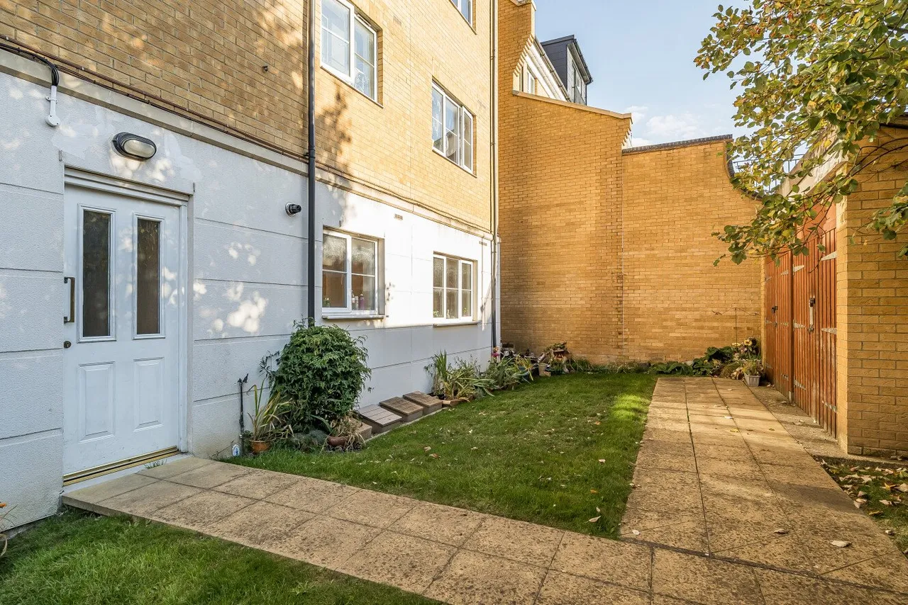 Chandler Way, Peckham, London, SE15, photo 5