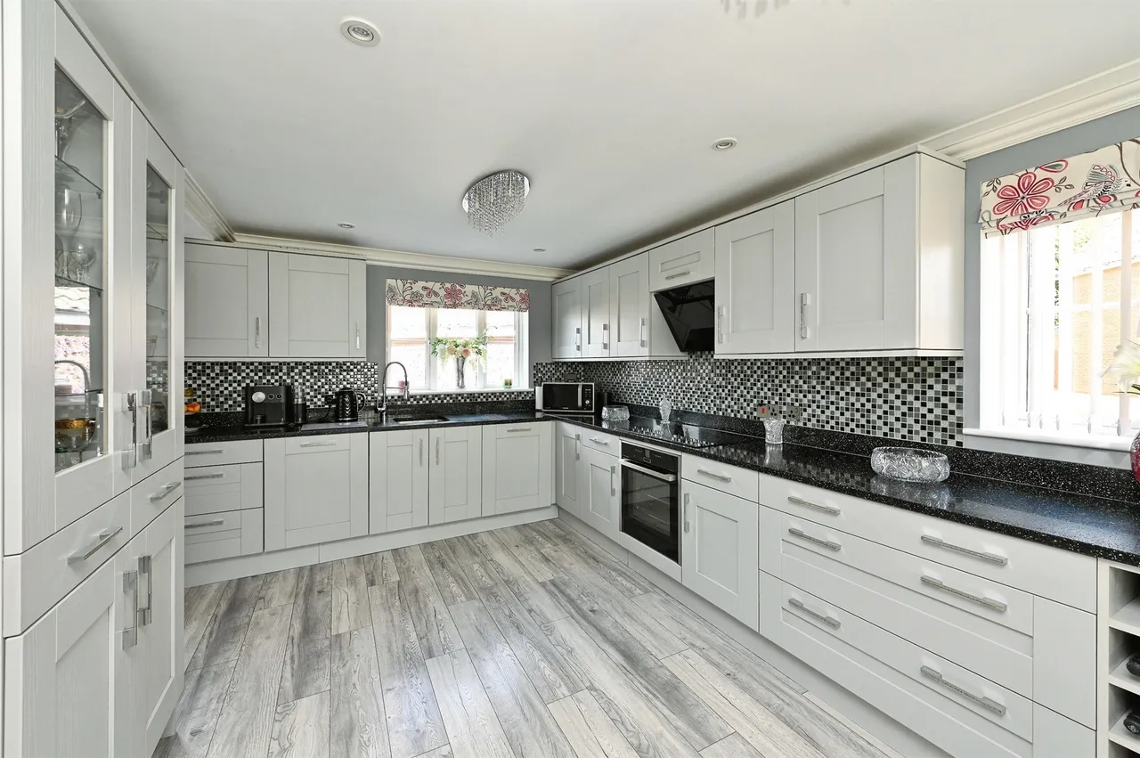 Civray Avenue, Downham Market, photo 5
