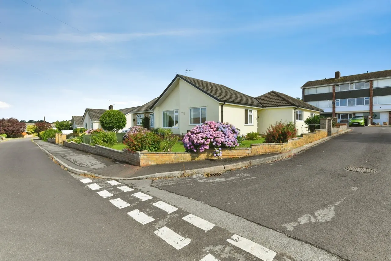 Welsford Avenue, Wells, BA5, photo 17
