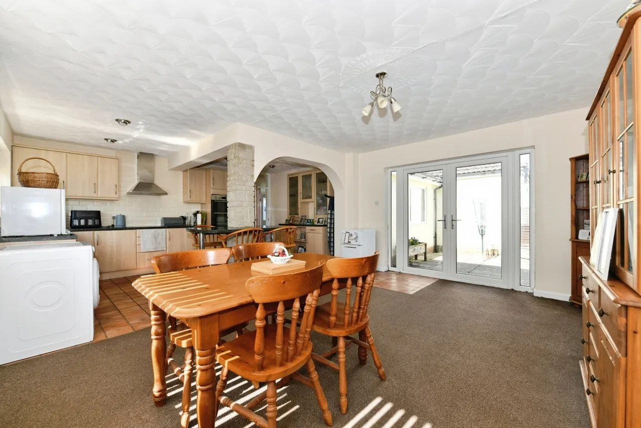 Welsford Avenue, Wells, BA5, photo 3