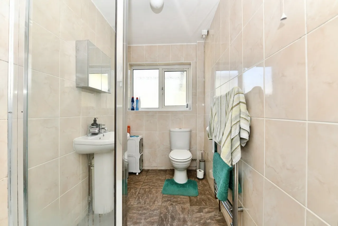 Welsford Avenue, Wells, BA5, photo 15