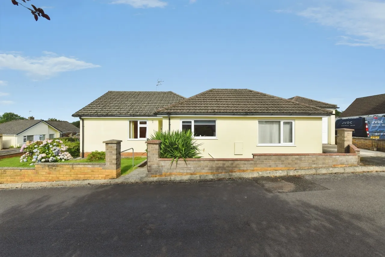 3 bed house for sale, Welsford Avenue, Wells, BA5