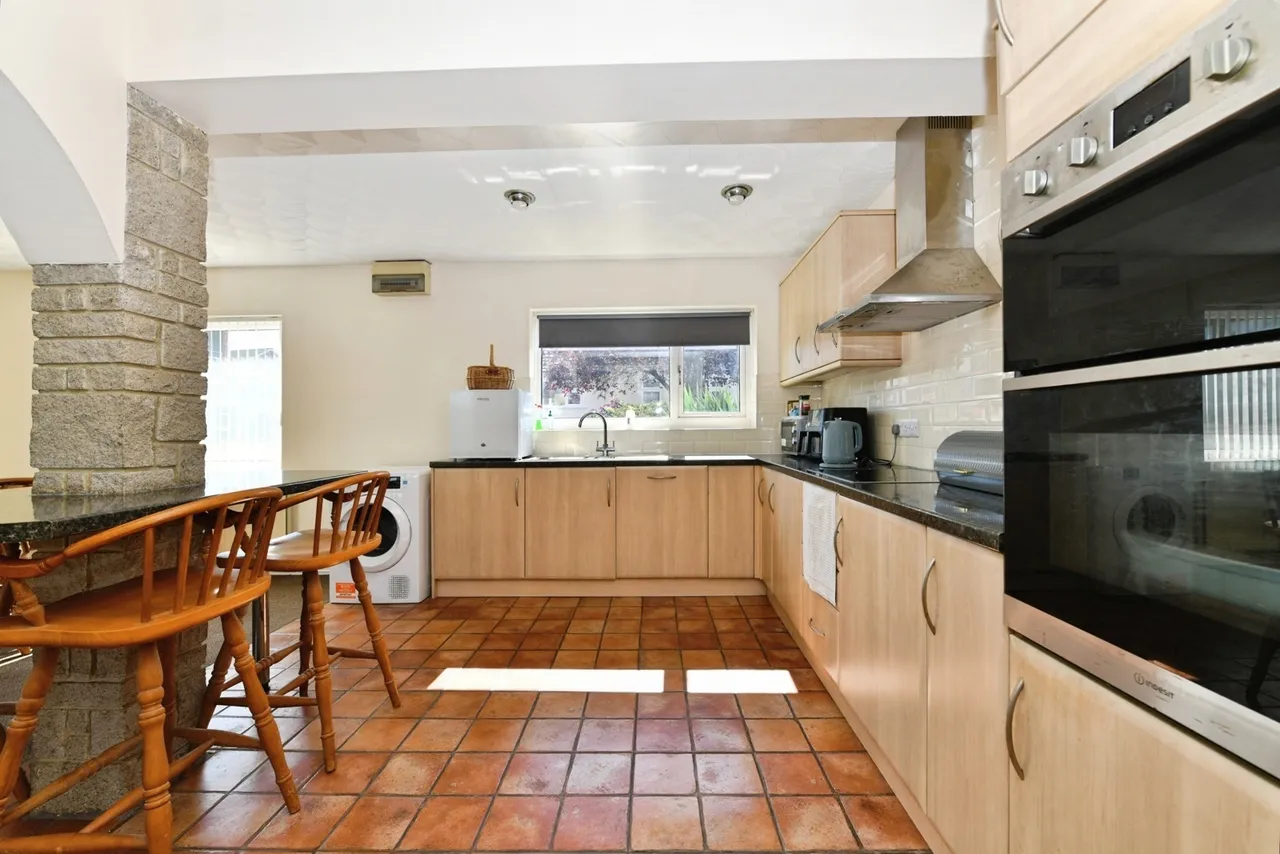 Welsford Avenue, Wells, BA5, photo 8