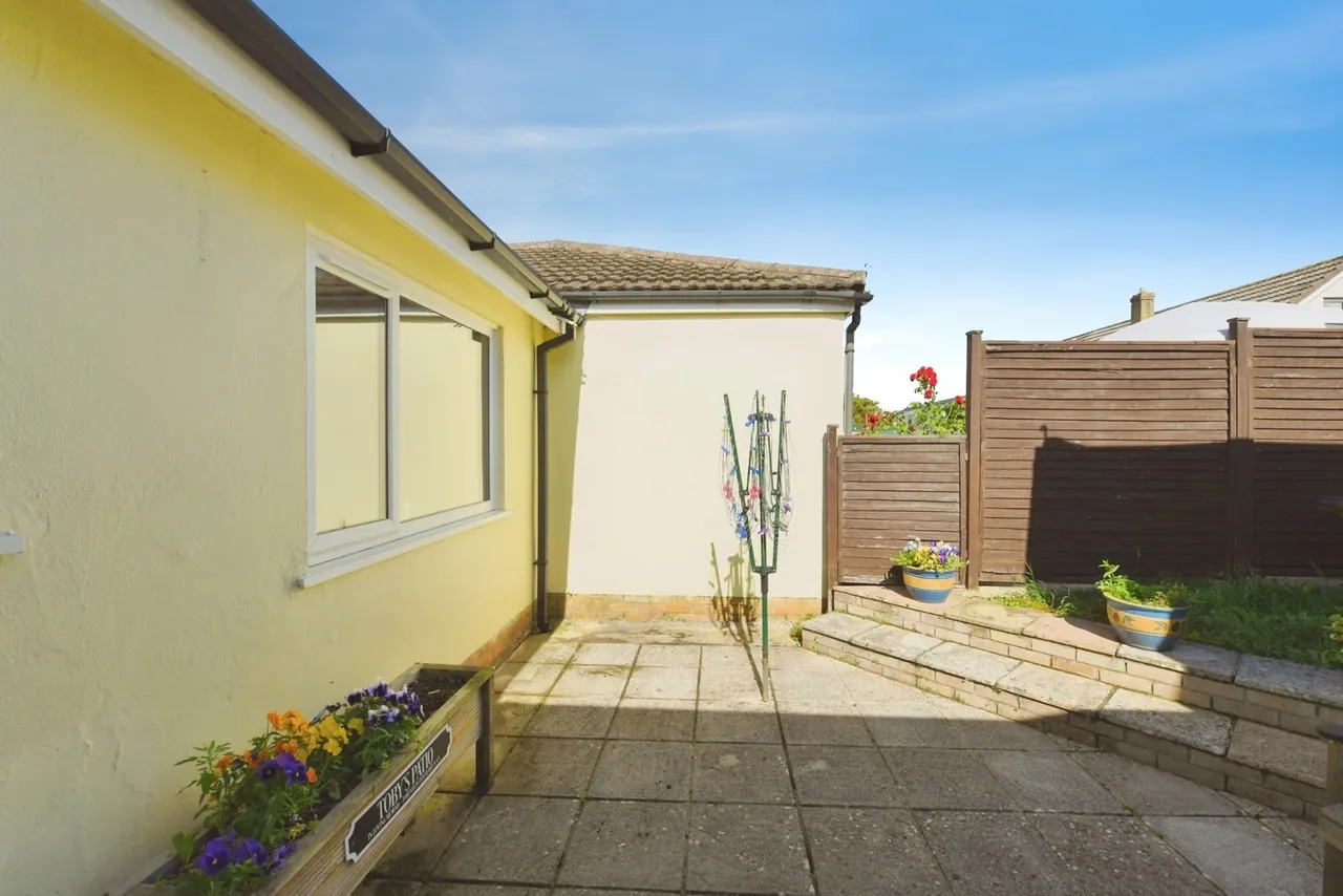 Welsford Avenue, Wells, BA5, photo 16