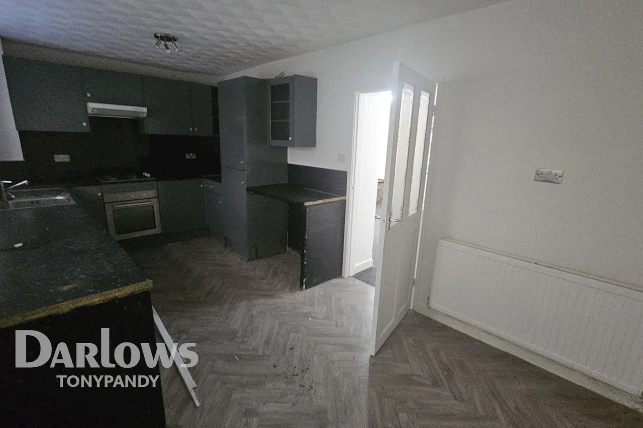 East Road, Tylorstown, CF43, photo 3
