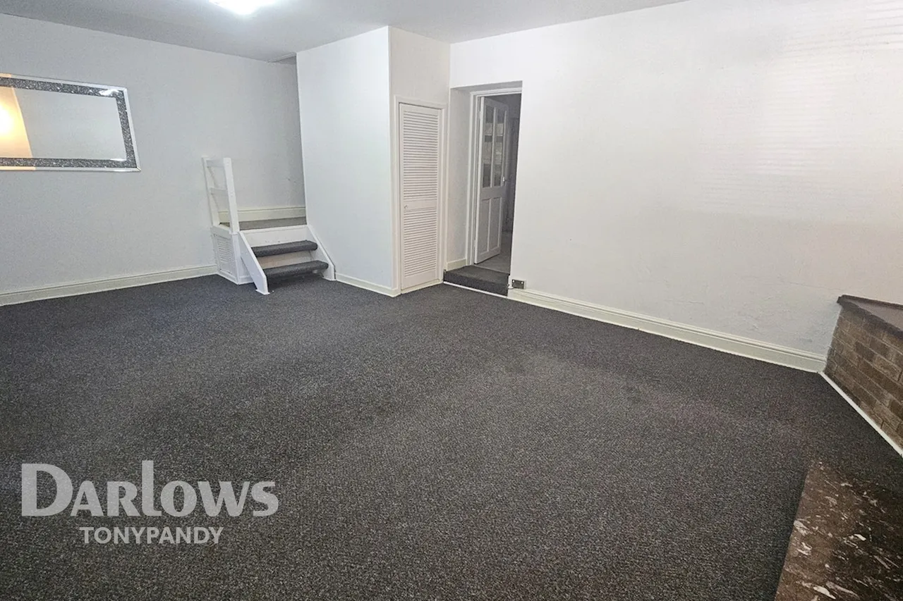 East Road, Tylorstown, CF43, photo 2