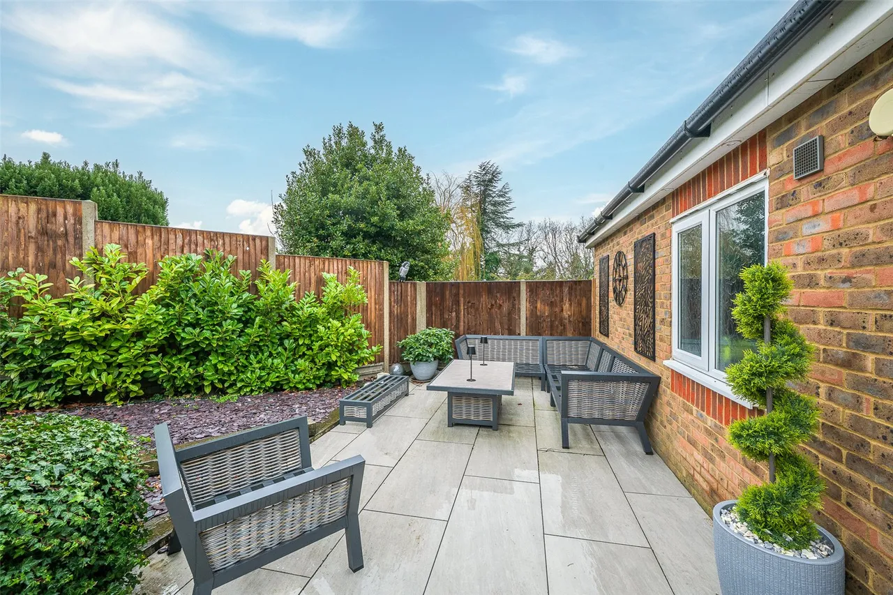 Pucknells Close, Swanley, BR8, photo 8