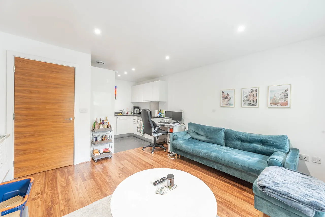 3 Henry Court, Unwin Way, Stanmore, photo 7