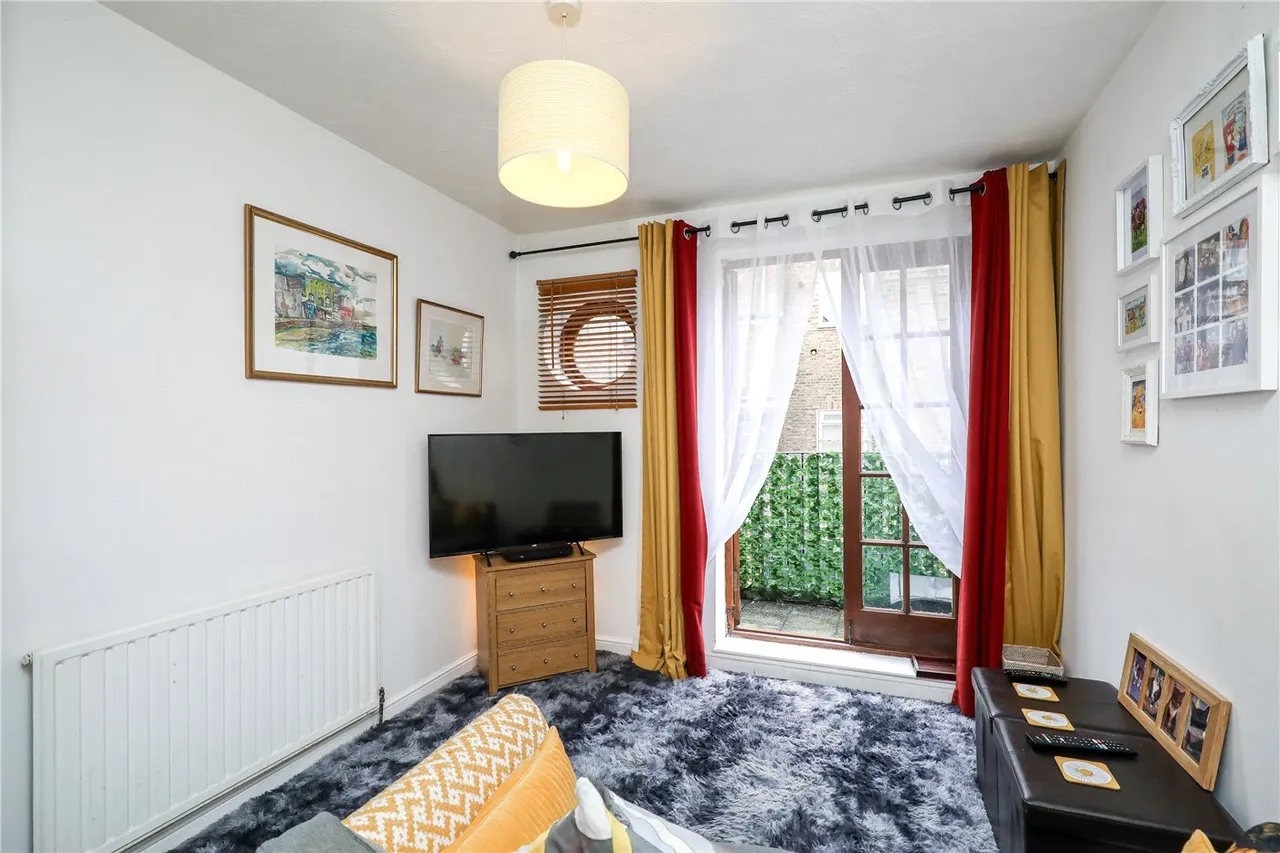 Burlington Mews, London, W3, photo 10