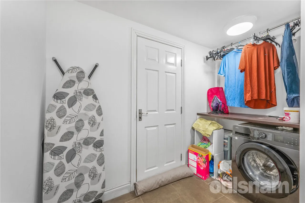 Kingham Close, Winyates Green, Redditch, Worcestershire, B98 0SA, photo 8