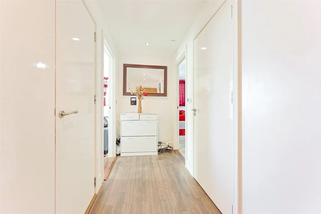 Healum Avenue, Southall, UB2, photo 12