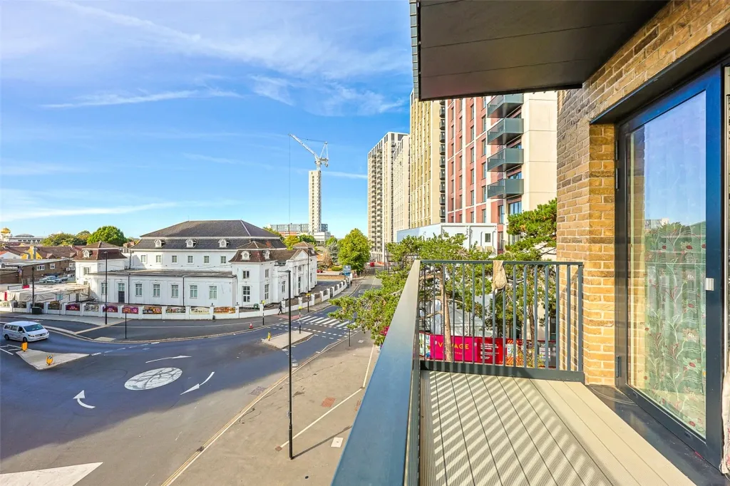 Healum Avenue, Southall, UB2, photo 10