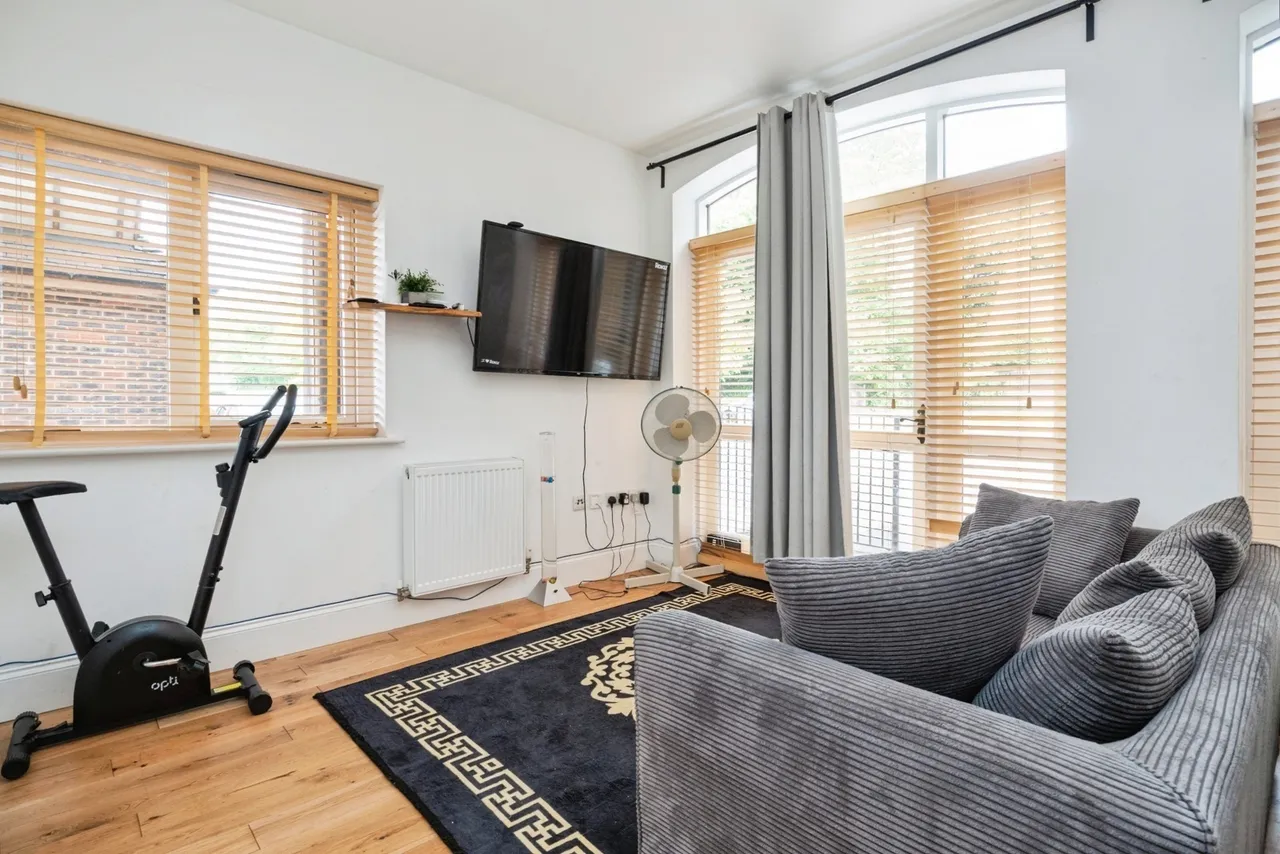 London Road, Hurst Green, TN19, photo 10
