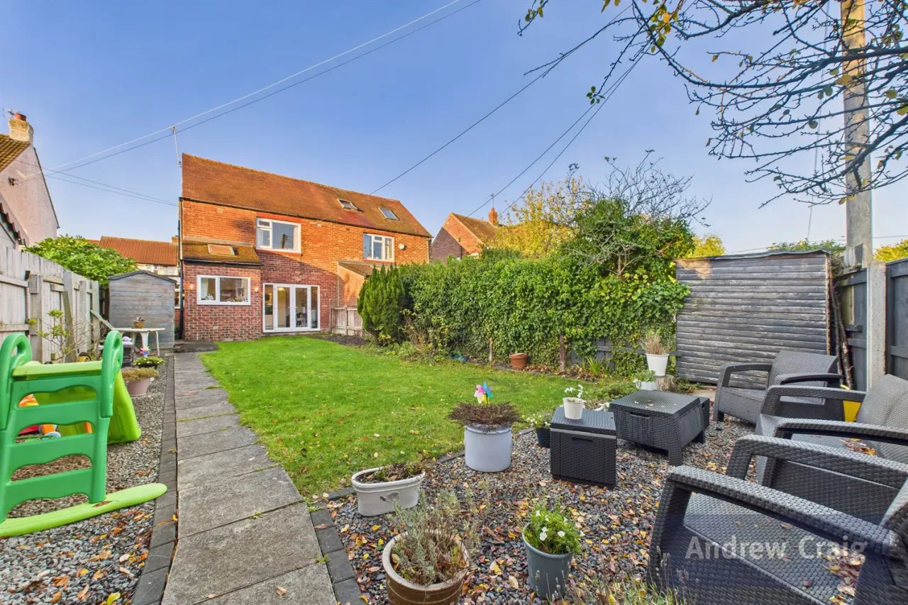 Beatrice Gardens, East Boldon, NE36, photo 16