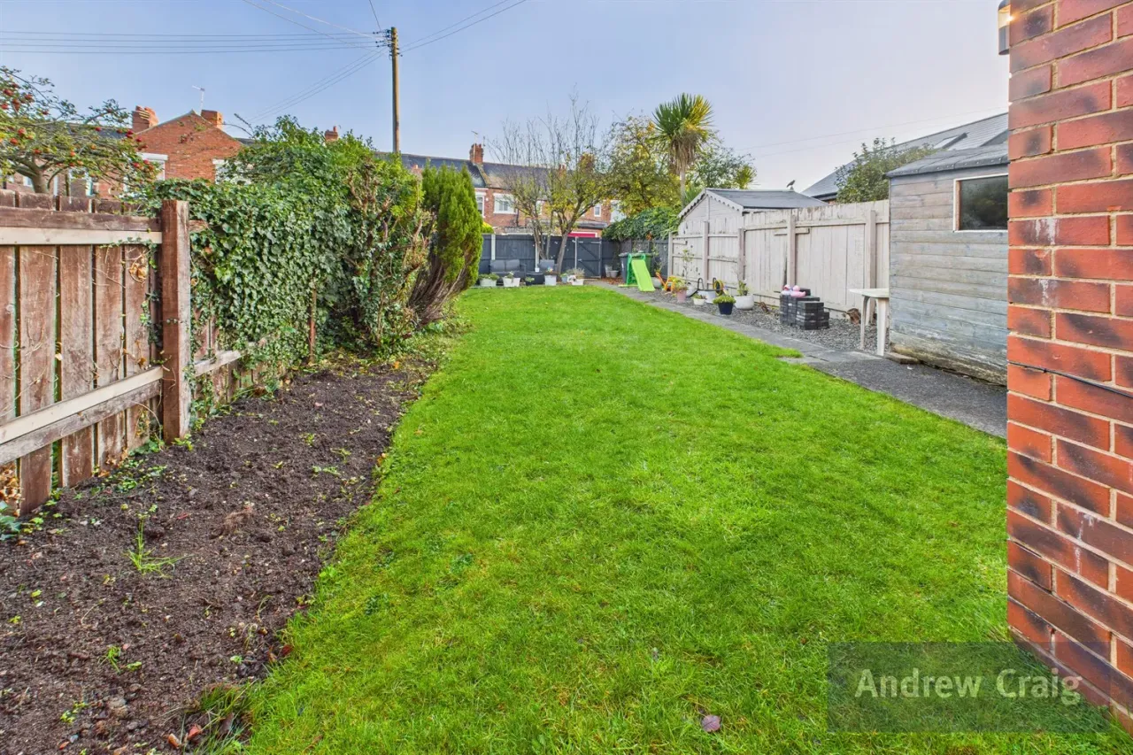 Beatrice Gardens, East Boldon, NE36, photo 15