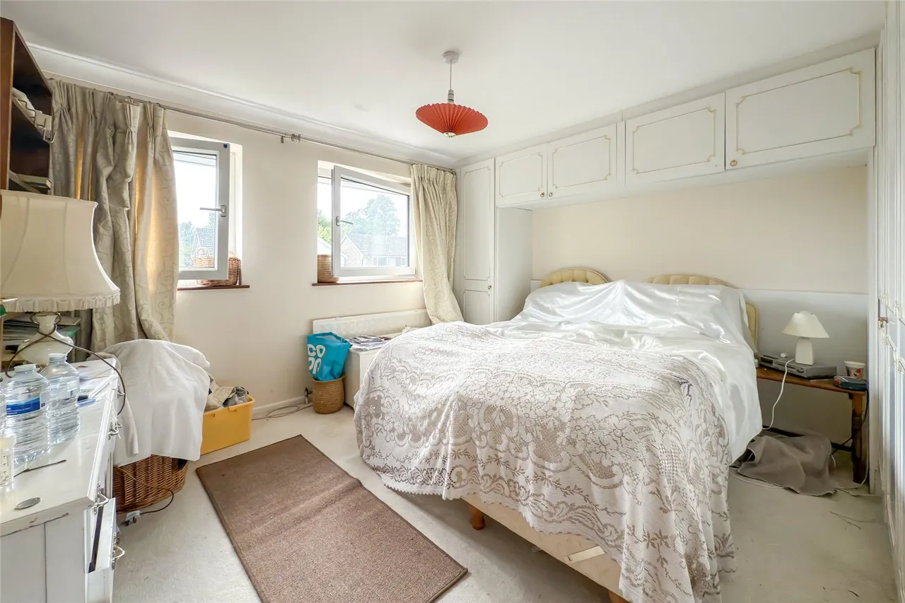 Grant Gardens, Harpenden, Hertfordshire, AL5 4QD, photo 6
