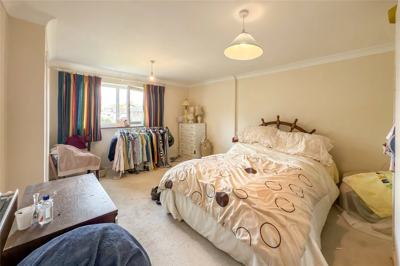 Grant Gardens, Harpenden, Hertfordshire, AL5 4QD, photo 10