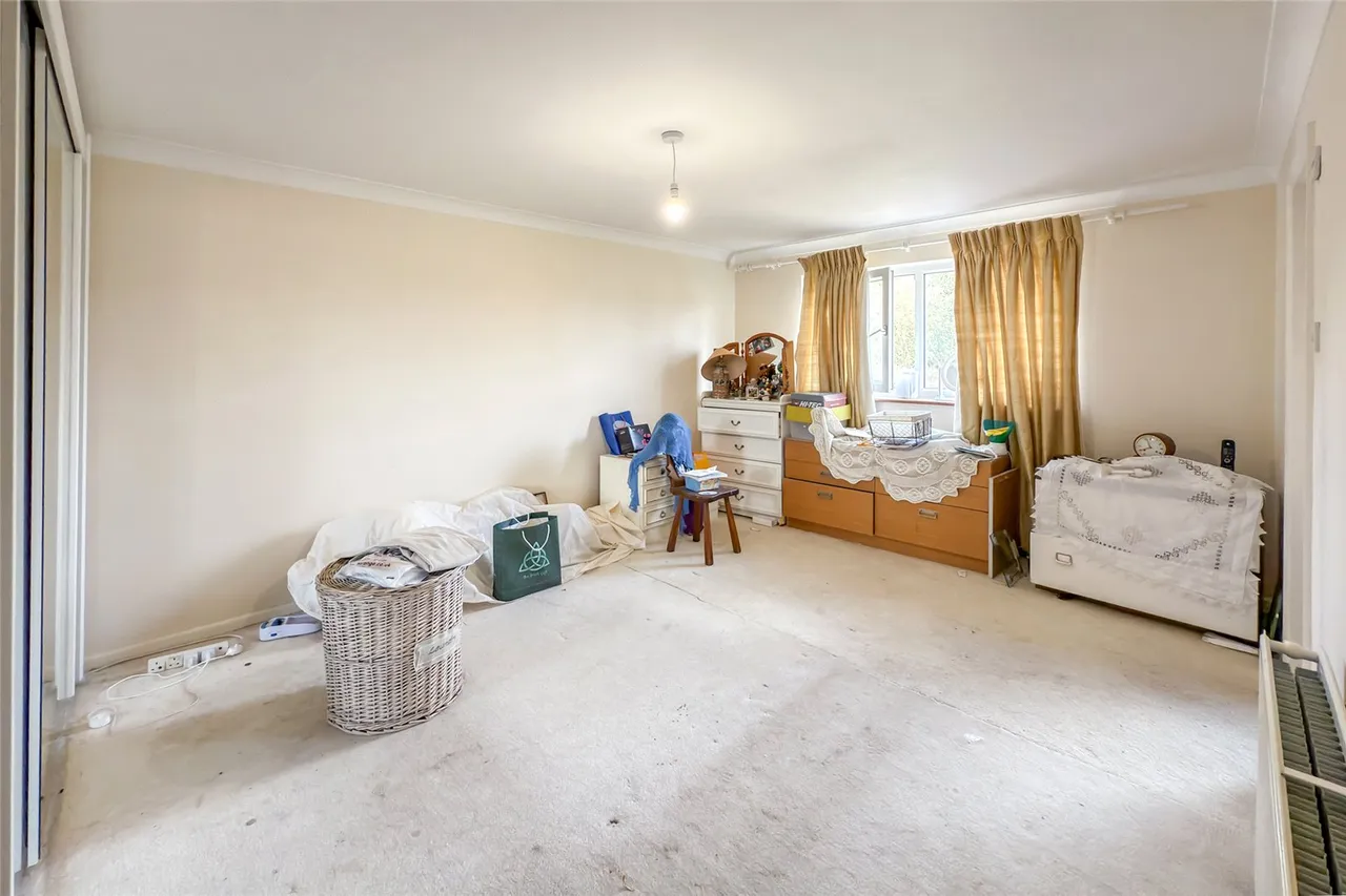 Grant Gardens, Harpenden, Hertfordshire, AL5 4QD, photo 7