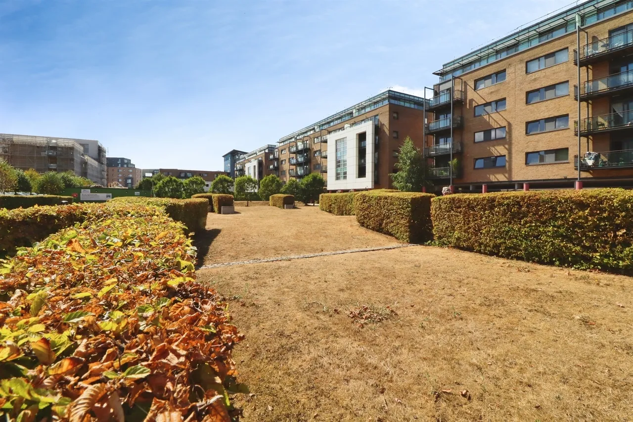 Ferry Court, Cardiff, CF11, photo 15