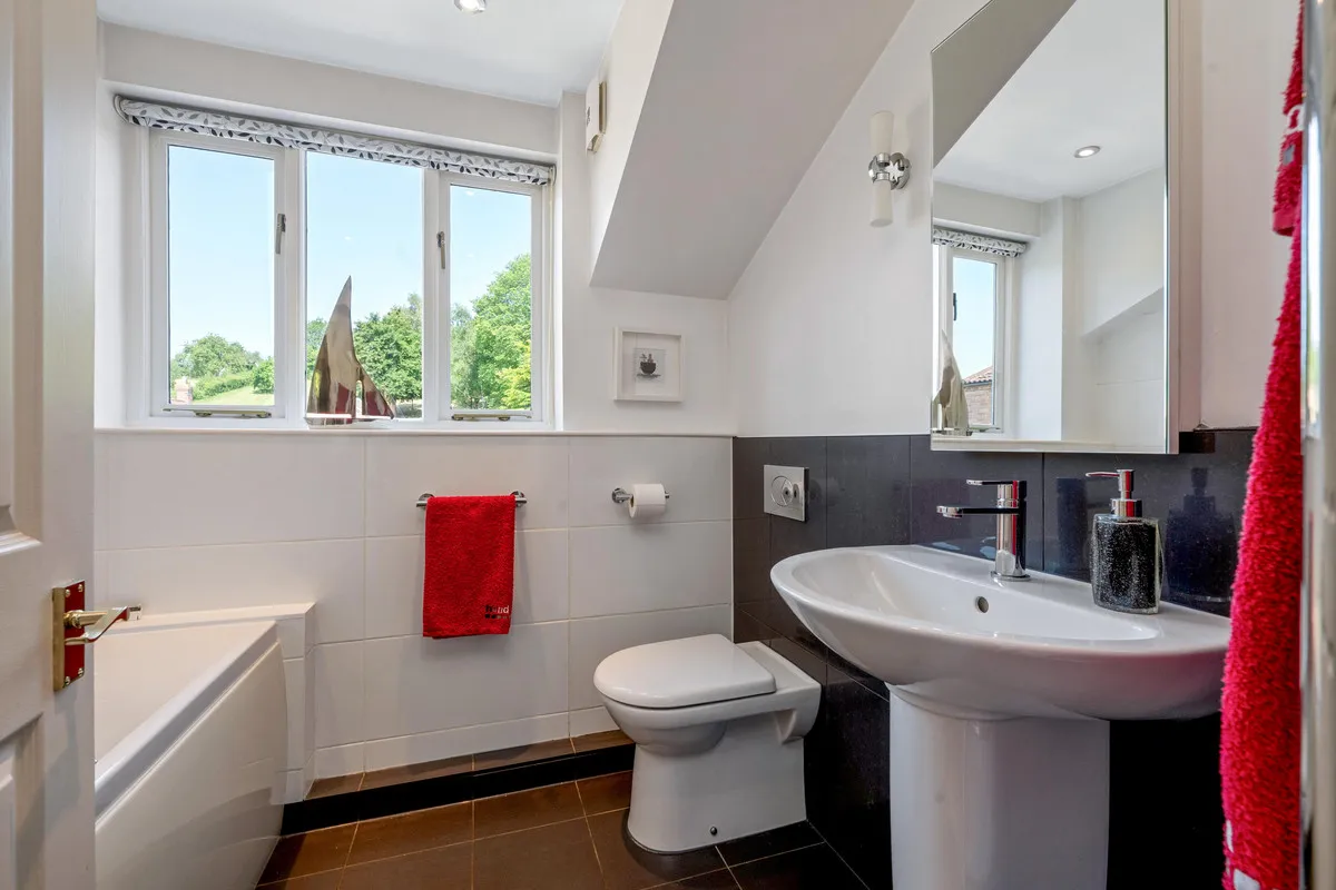 Southwell Road, Lowdham, NG14, photo 12