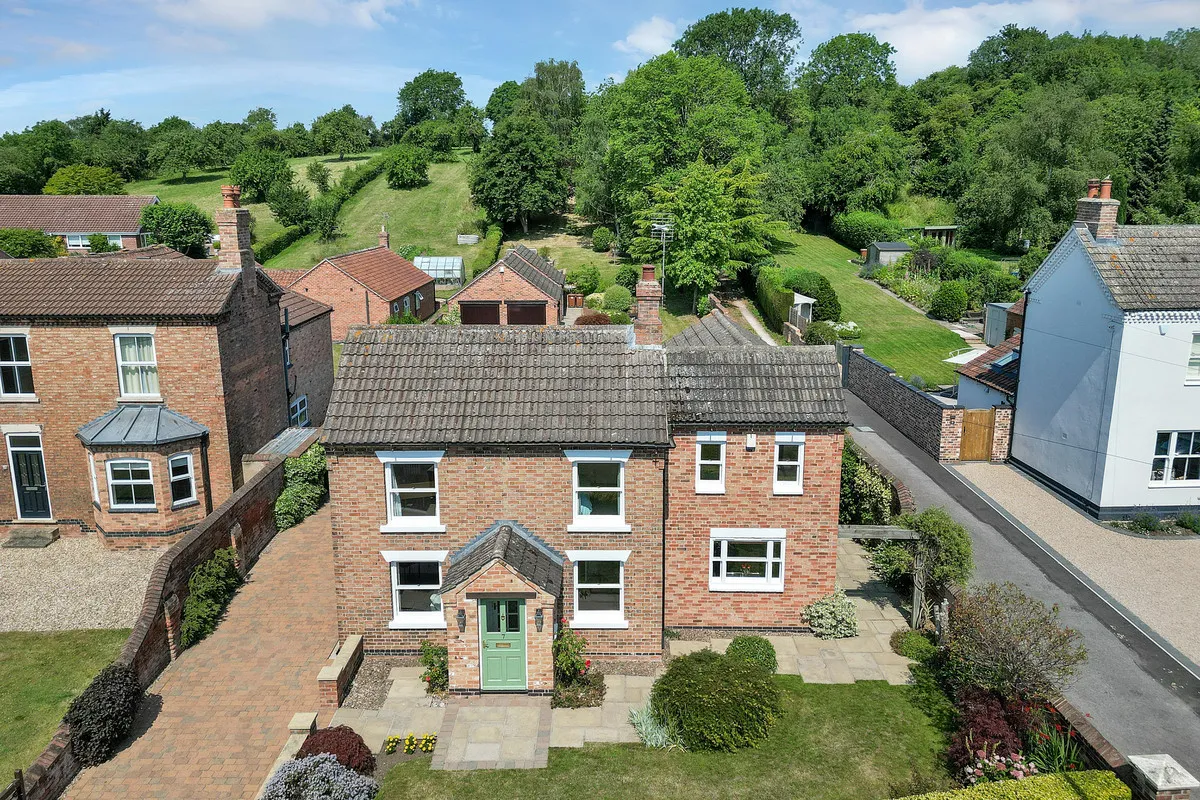 4 bed house for sale, Southwell Road, Lowdham, NG14