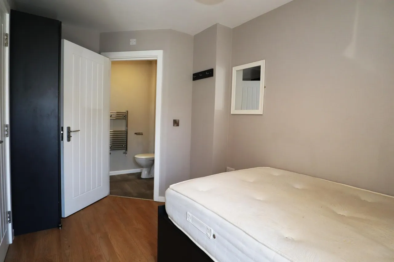 St. Botolphs Crescent, Lincoln, LN5, photo 6